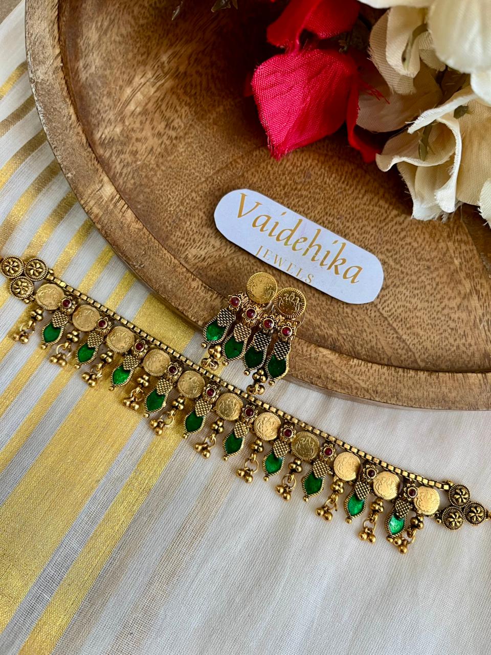 Pavithra Choker-VJPC02