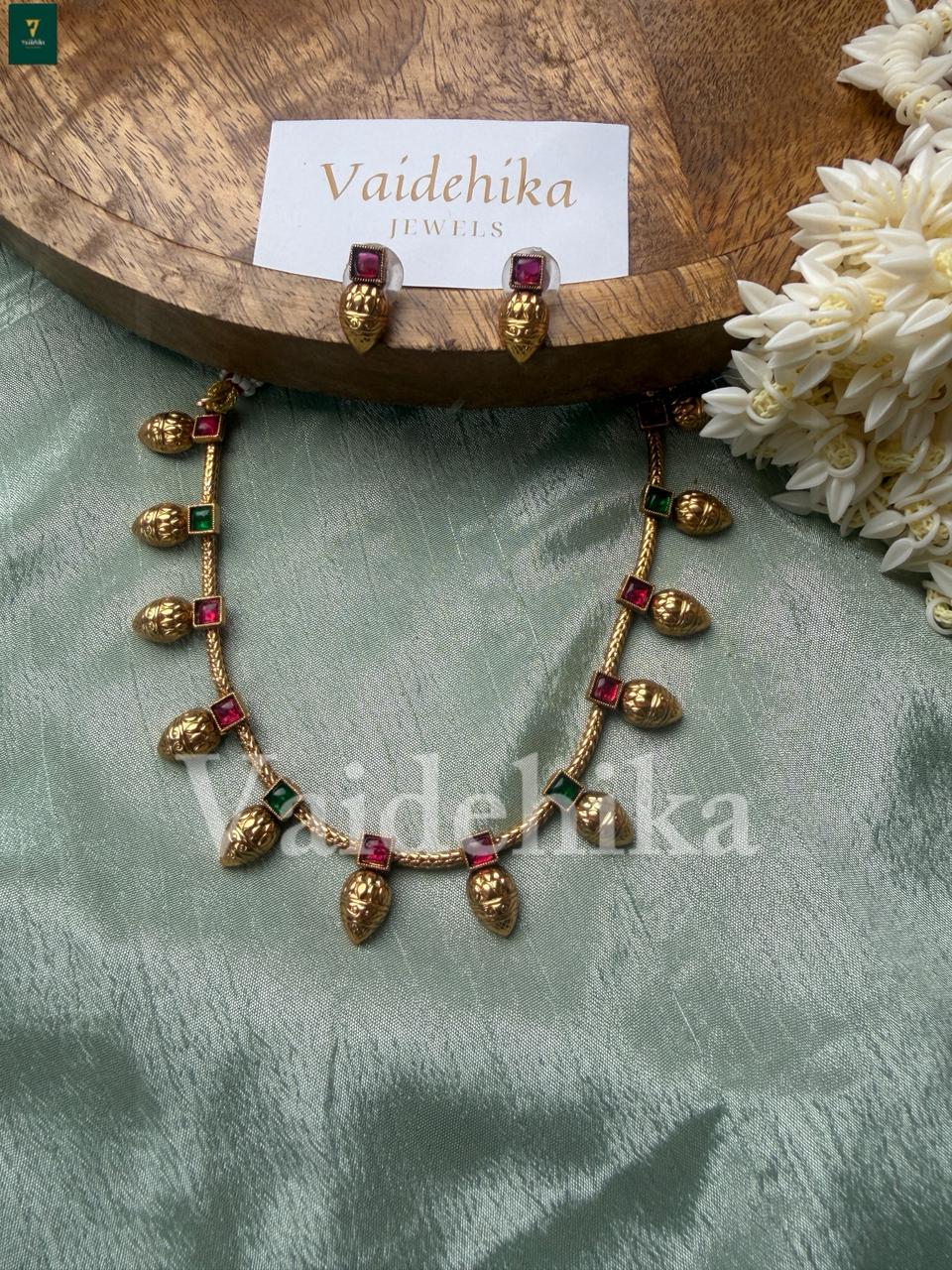 Samaira Necklace-VJJ140