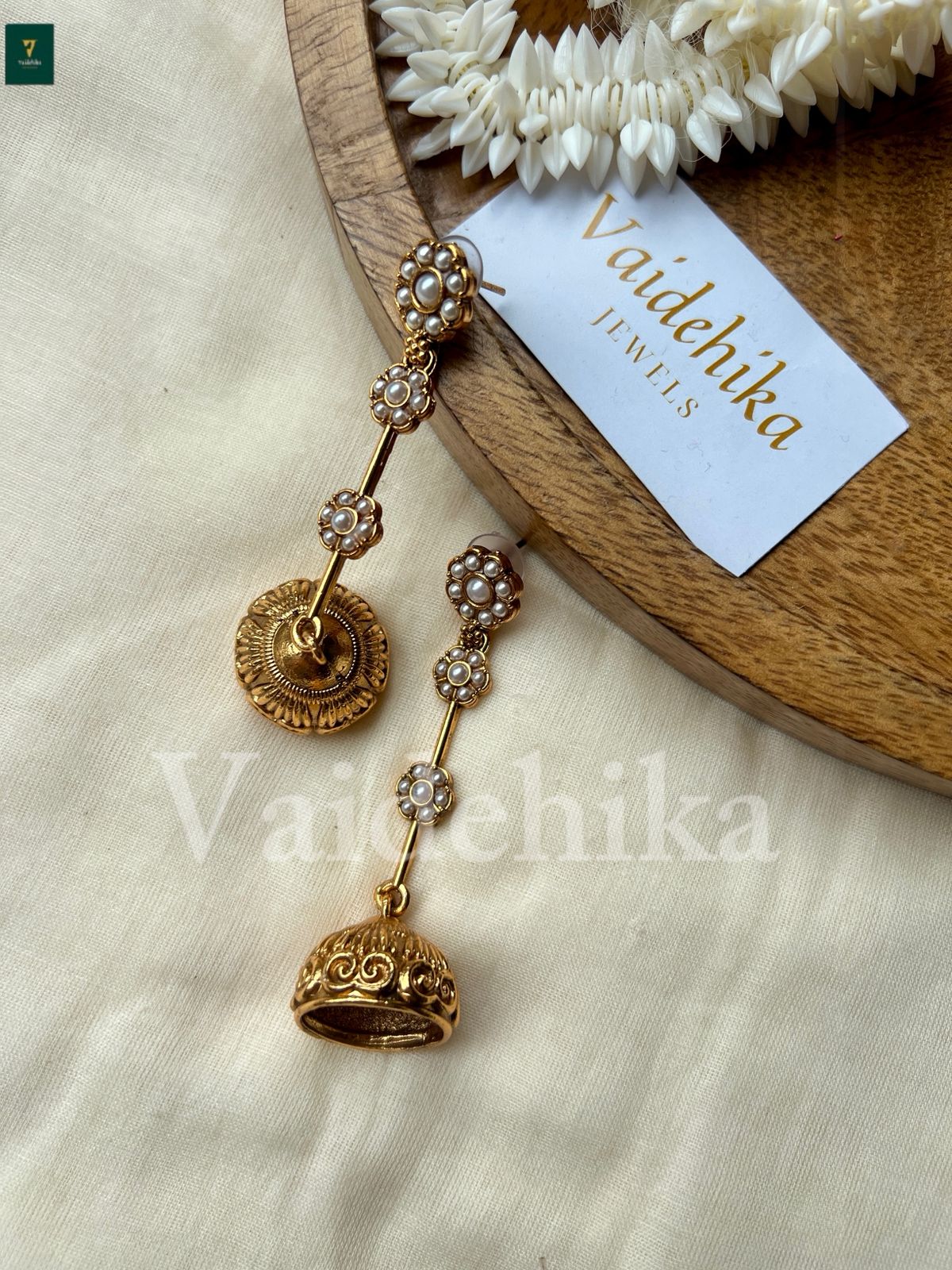 Vaishnavi Earrings-VJJ37