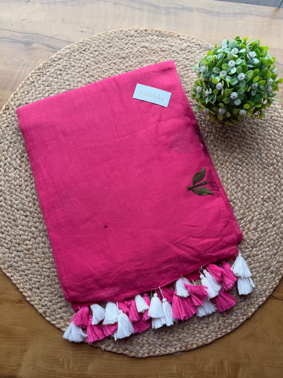 Tulip Bloom Saree-VS122