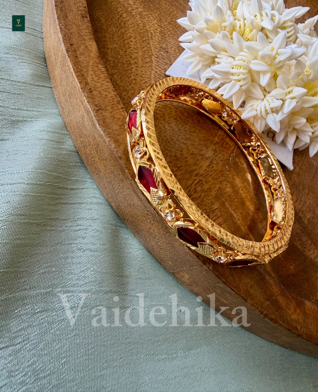 Nagapadam Palakka Bangle Green-VJB032