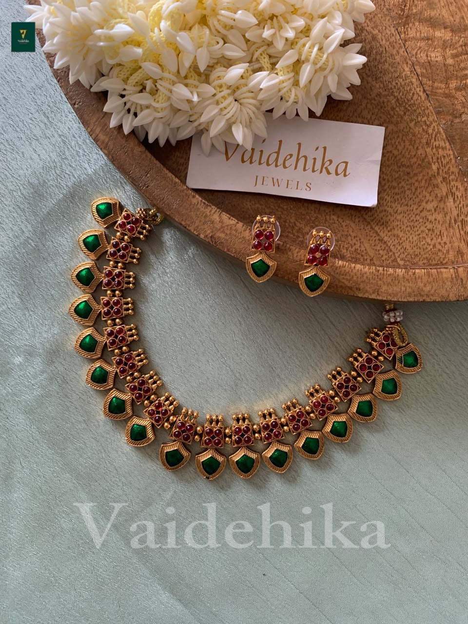 Aiswarya Necklace-VJL58