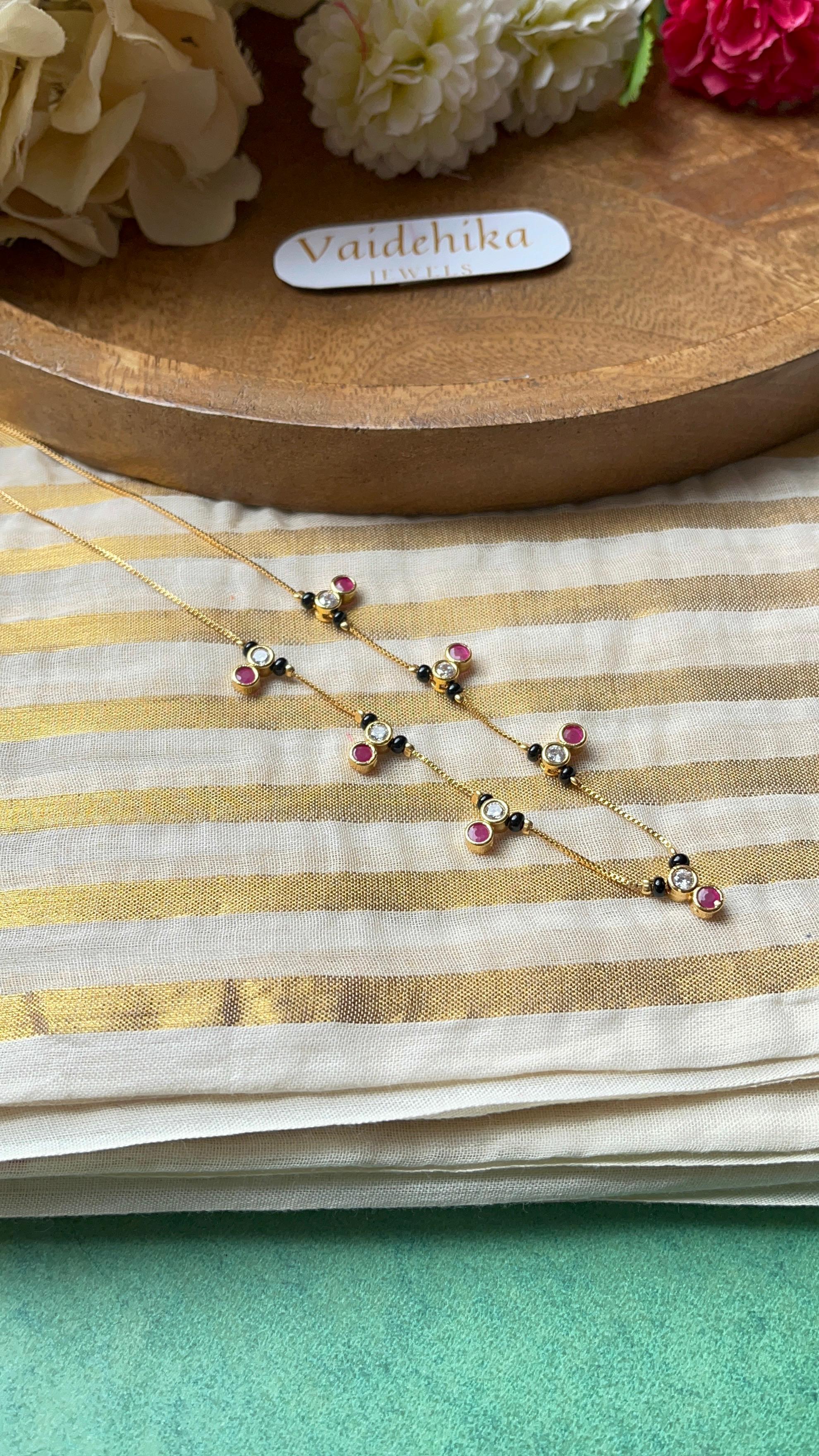 Tri-Stone Simple Necklace-VJAD017