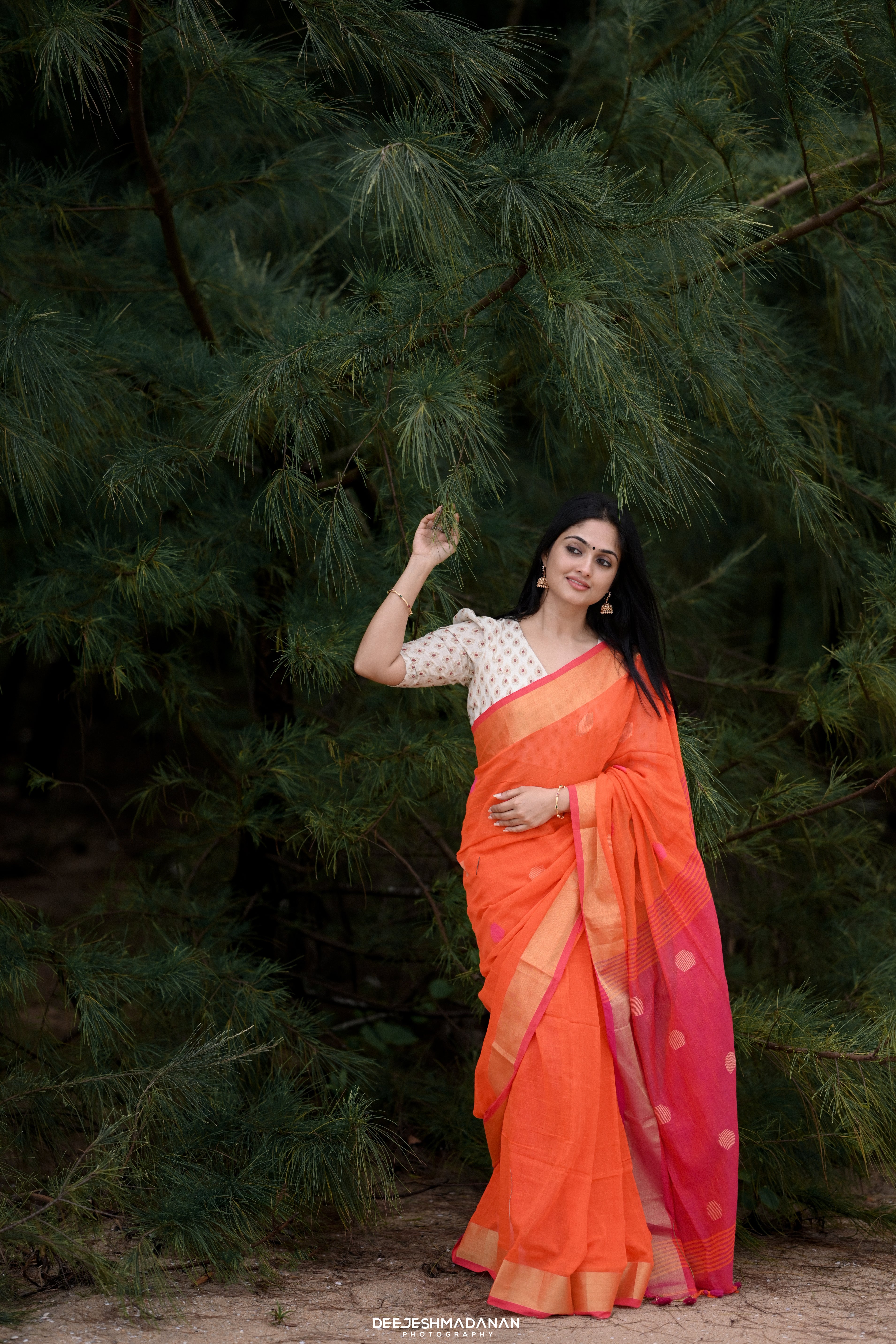 Aiswerya Saree-VCK006