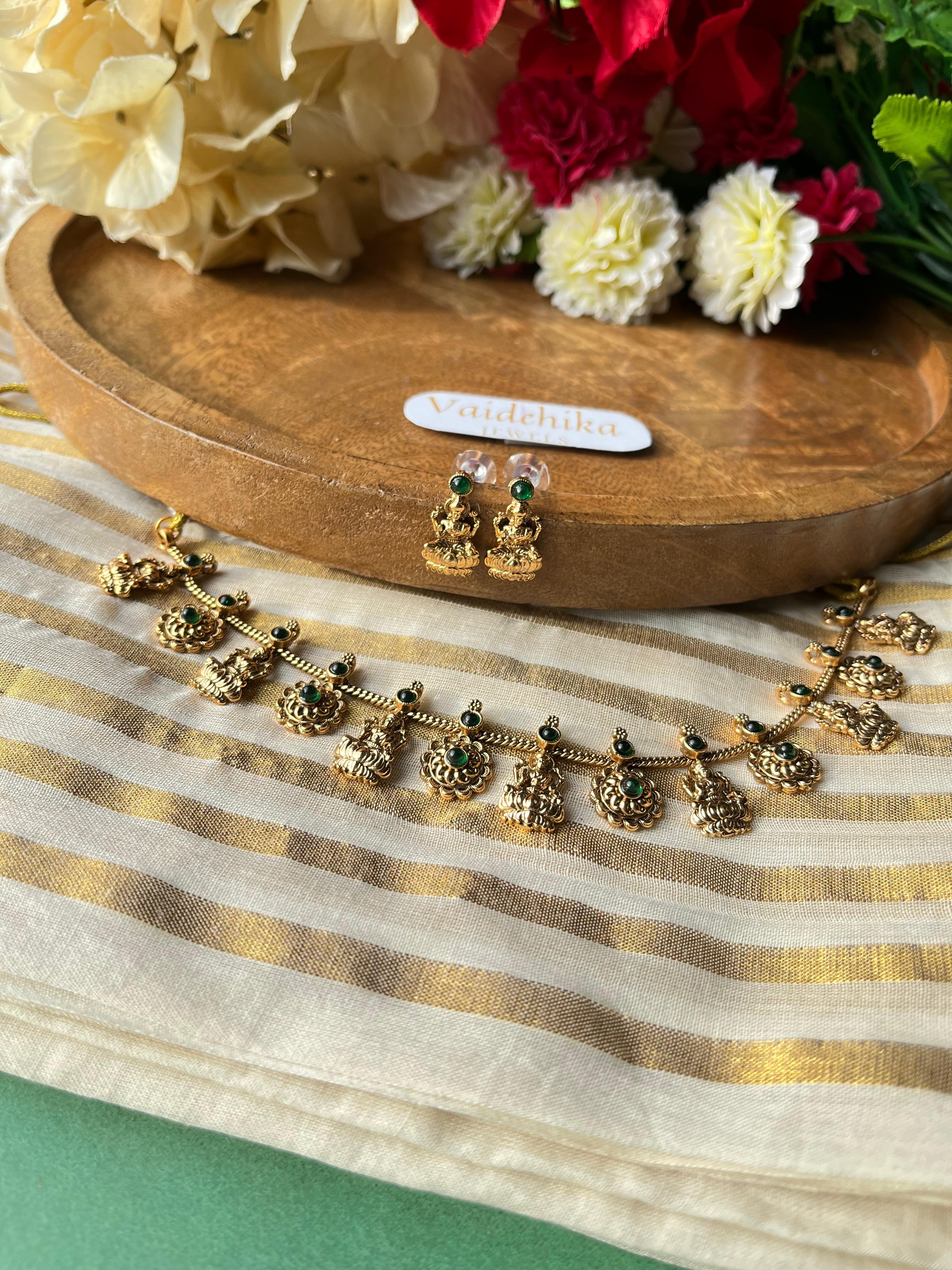 Lakshmipriya Floral Necklace-VJN016